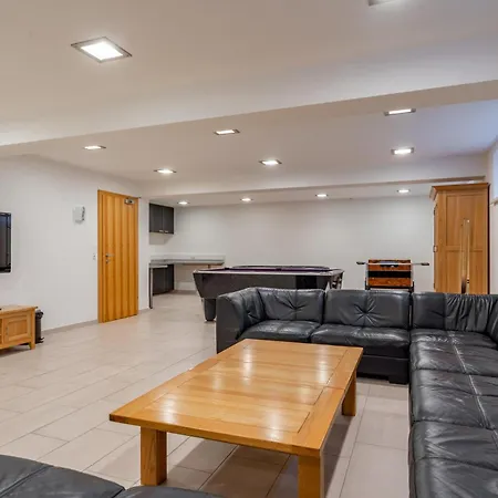 Domek alpejski Maxima I - In - Out