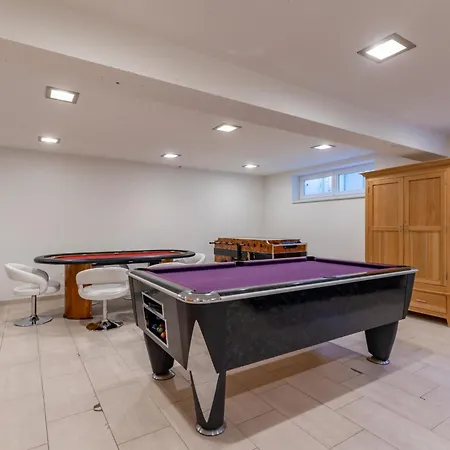 Maxima I - In - Out Alpstuga *