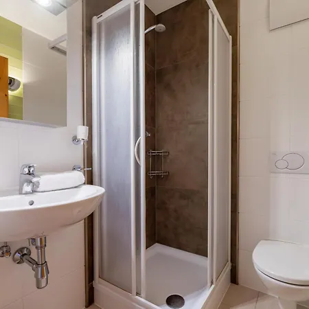 Maxima I - In - Out Sankt Jakob in Haus